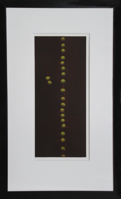  Yozo Hamaguchi Twenty Two Cherries Green 