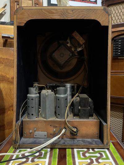  Zenith Electronics 1937 Zenith 5 R 135 Walnut Tombstone Tube Radio Restored with Bluetooth