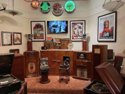  Zenith Electronics 1938 Zenith Model 12S265 Restored Bluetooth Radio Art Deco