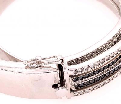  de Grisogono Allegra de Grisogono Style White and Colored Black Diamond Bangle 14 Karat