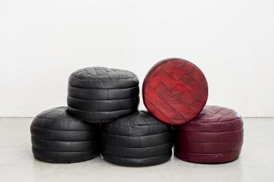  de Sede DE SEDE LEATHER PYRAMID PATCHWORK OTTOMANS