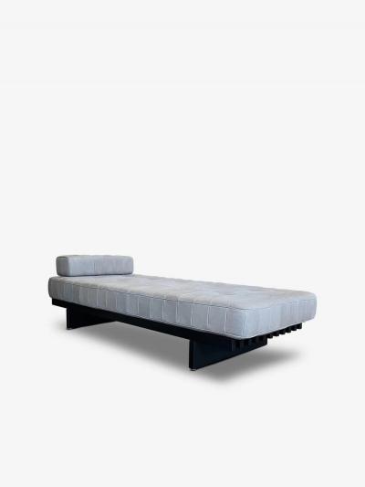  de Sede DS 80 91 DAYBED WITH 1 SIDE CUSHIONS WITH BEECH FRAME
