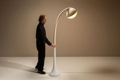  iGuzzini Harvey Guzzini Guzzini DL5 Lampione in White for Guzzini by Fabio Lenci Italy 1970s