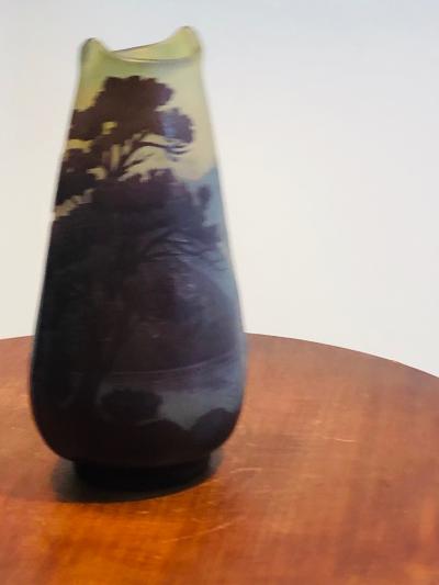  mile Gall EXCEPTIONAL EMILE GALLE LANDSCAPE CAMEO CARVED VASE