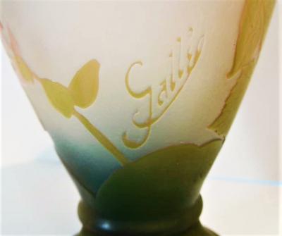  mile Gall Emile Galle Floral Cameo Vase in Olive Green Pink Blue and Frost