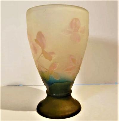  mile Gall Emile Galle Floral Cameo Vase in Olive Green Pink Blue and Frost