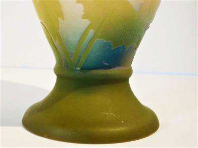  mile Gall Emile Galle Floral Cameo Vase in Olive Green Pink Blue and Frost