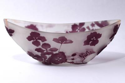  mile Gall Emile Galle French Cameo Art Glass Bowl Hydrangea Flowers C A 1900 s