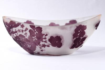  mile Gall Emile Galle French Cameo Art Glass Bowl Hydrangea Flowers C A 1900 s