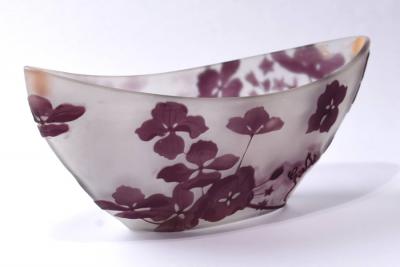 mile Gall Emile Galle French Cameo Art Glass Bowl Hydrangea Flowers C A 1900 s
