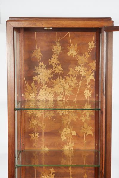  mile Gall Galle Display Cabinet or Vitrine