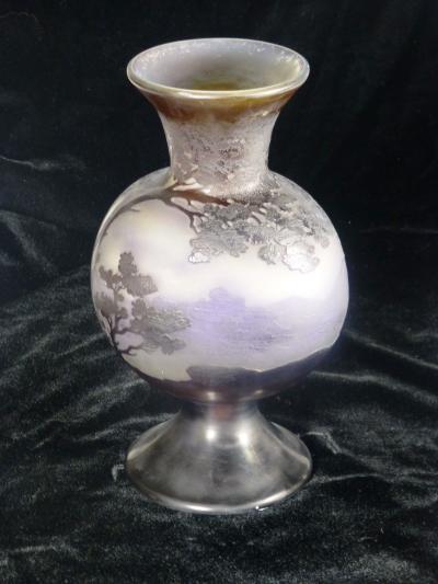  mile Gall Galle Overlaid and Acid Etched Vase 9 5