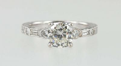 1 11 CARAT CUSHION CUT DIAMOND ENGAGEMENT RING