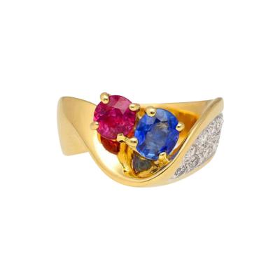 1 5 Carat Sapphire Ruby with Diamond 18K Yellow Gold Crossover Statement Ring