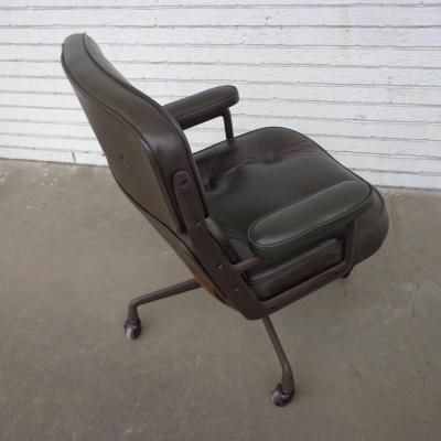 1 Herman Miller Time Life Office Executive Leather Chair 4 Star Base