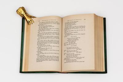 1 Vol Gilbert and Sullivan The Complete Plays