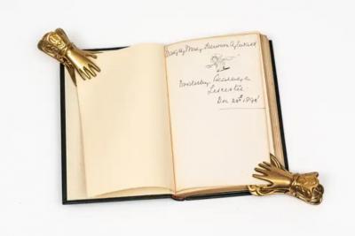 1 Volume Robert Louis Stevenson A Childs Garden of Verses 