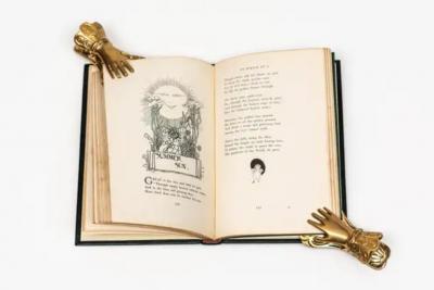 1 Volume Robert Louis Stevenson A Childs Garden of Verses 