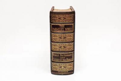 1 Volume The Holy Bible 