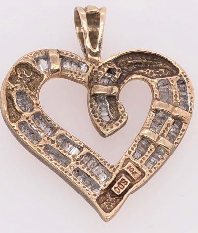 10 Karat Yellow Gold Heart Charm Pendant with Diamonds