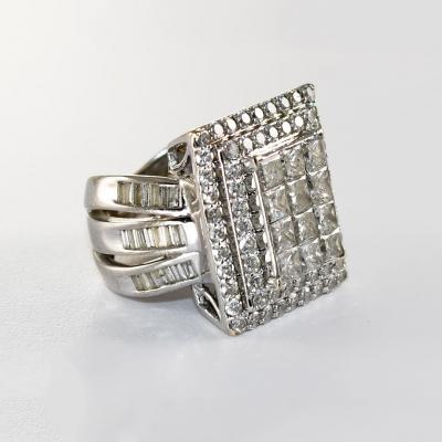10K White Gold Diamond Cluster Ring 3 00ct