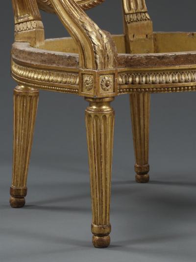 11440 A SUPERB CHAISE MEDALLION ARMCHAIR