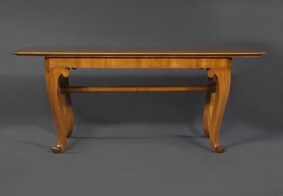 11539 A CHERRYWOOD VENEERED LIBRARY TABLE