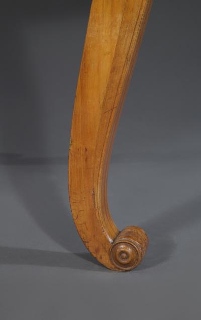 11539 A CHERRYWOOD VENEERED LIBRARY TABLE