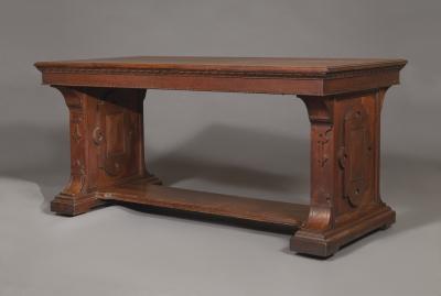 11606 AN INTERESTING AND UNUSUAL OAK LIBRARY TABLE