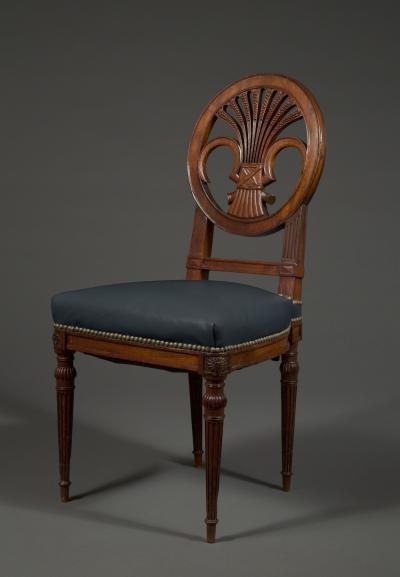 11684 A VERY RARE SET OF FOURTEEN MAHOGANY DINING CHAIRS