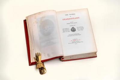 12 Volumes William Shakespeare Complete Works 