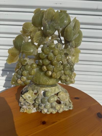 14 5 Jade 2 piece Sculpture of Grapes and Birds