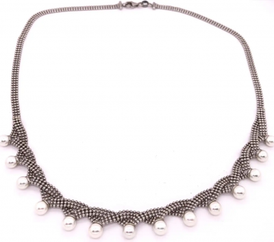 14 Karat White Gold Beaded Necklace