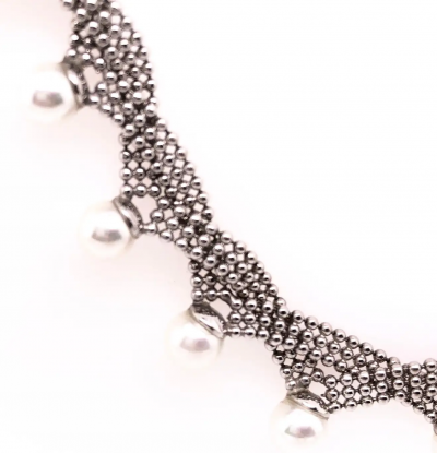 14 Karat White Gold Beaded Necklace