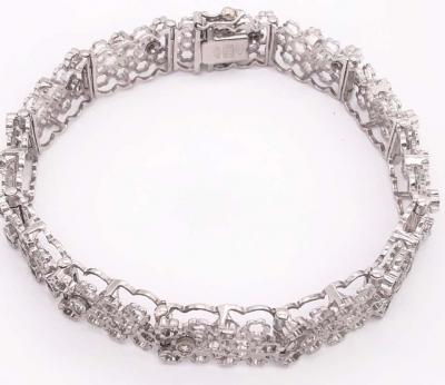 14 Karat White Gold Contemporary Bracelet with Round Diamonds