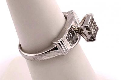 14 Karat White Gold Contemporary Ring 1 00 Total Diamond Weight