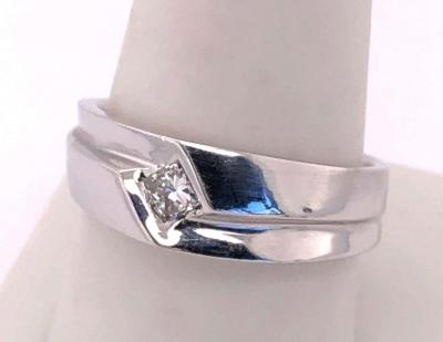 14 Karat White Gold Contemporary Ring with 25 Total Diamond Weight