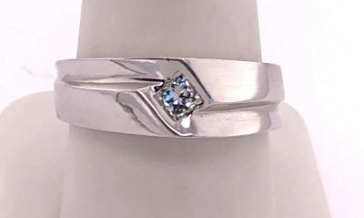 14 Karat White Gold Contemporary Ring with 25 Total Diamond Weight