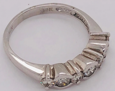 14 Karat White Gold Diamond Band Anniversary Bridal Ring 0 75 TDW