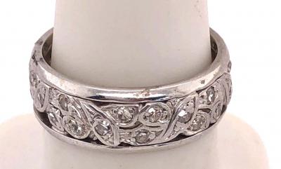 14 Karat White Gold Eternity Wedding Band or Fashion Ring 1 Carat TDW