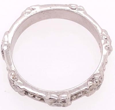 14 Karat White Gold Fashion Diamond Accent Band Ring 0 25 TDW
