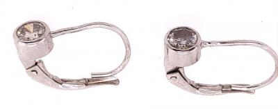 14 Karat White Gold Lever Back Diamond Earrings 0 80 TDW