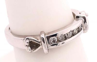 14 Karat White Gold and Diamond Band Wedding Ring Bridal