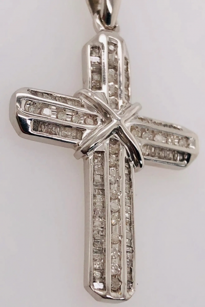 14 Karat White Gold and Diamond Cross Pendant 1 00 Total Diamond Weight
