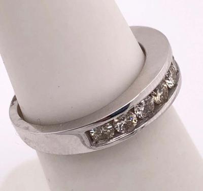 14 Karat White Gold with Diamonds Band Bridal Ring 1 20 TDW