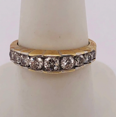 14 Karat Yellow Gold And Graduating Nine Diamond Anniversary Ring 1 00 TDW
