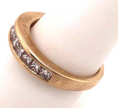14 Karat Yellow Gold Band with Nine Diamonds Wedding Anniversary 1 00 TDW
