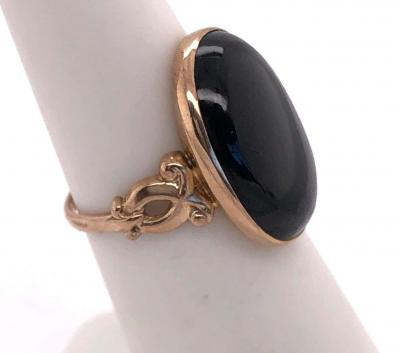 14 Karat Yellow Gold Contemporary Onyx Ring
