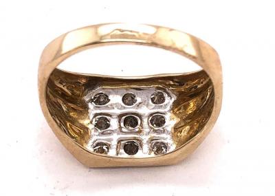 14 Karat Yellow Gold Contemporary Ring with 9 Round Diamonds