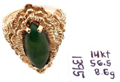 14 Karat Yellow Gold Fashion Jade Ring